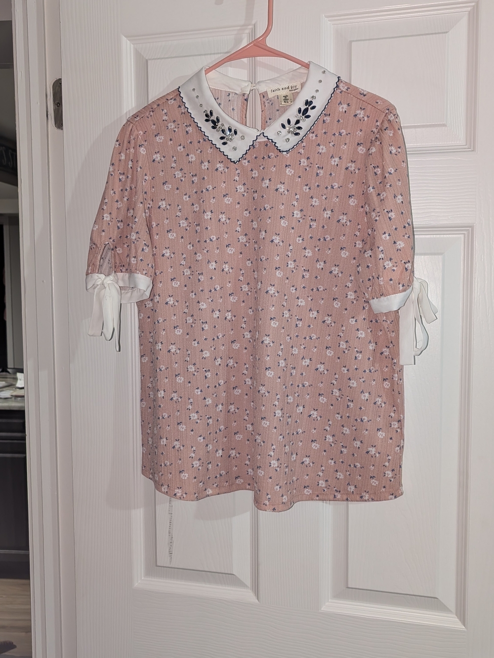 Embroidered Peter Pan Collar Pink Floral Blouse
